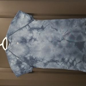 Lululemon Swiftly Tech SS *Blue Marble. Size 8 EUC